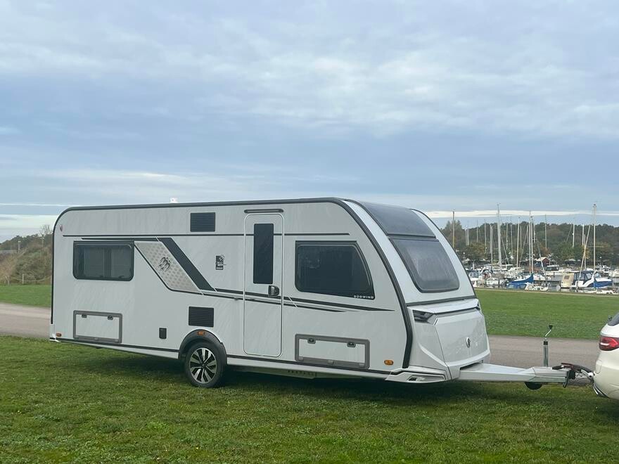 Knaus Südwind Black Selection 580 UF